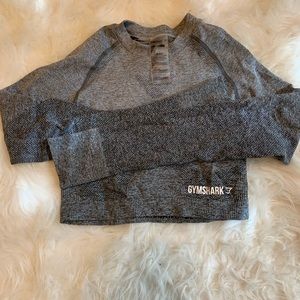 NEVER WORN - Gymshark long sleeve crop top